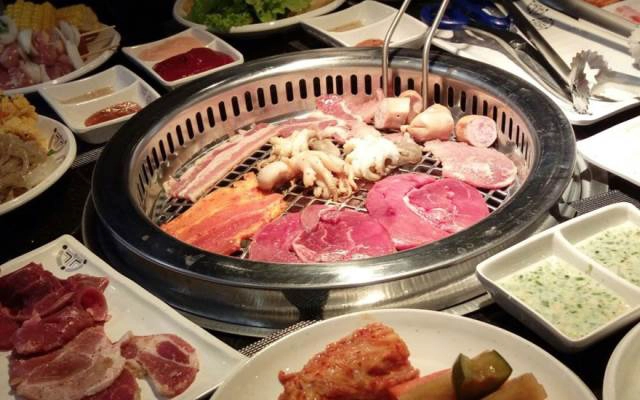 Quán Ăn Lửa Hồng BBQ