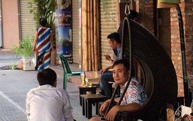 Lucky 88 - Cafe Ghế Đẩu