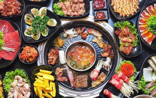 Quán Ăn Lucky Hotpot - Lẩu & Nướng