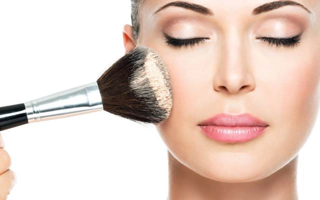Lyn Makeup Store
