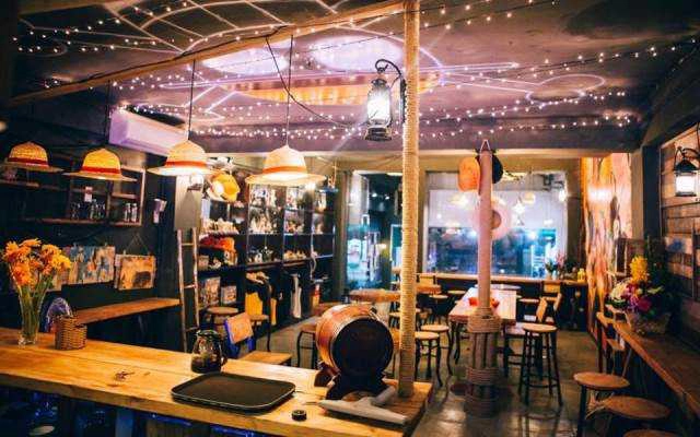 Mangana - One Piece Coffee Shop