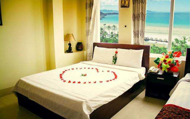 Mango Hotel