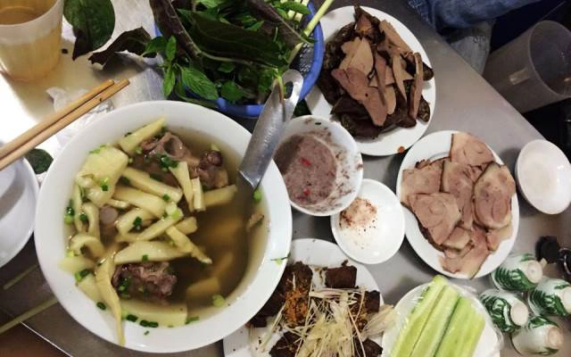 Quán Ăn Mạnh Hà -Thịt Chó  Đủ Món