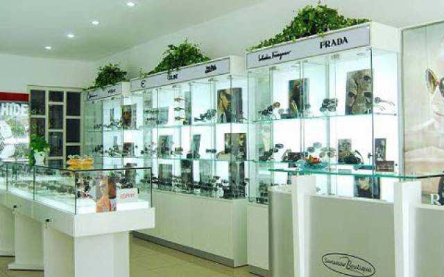 Mắt Kính Sunwear