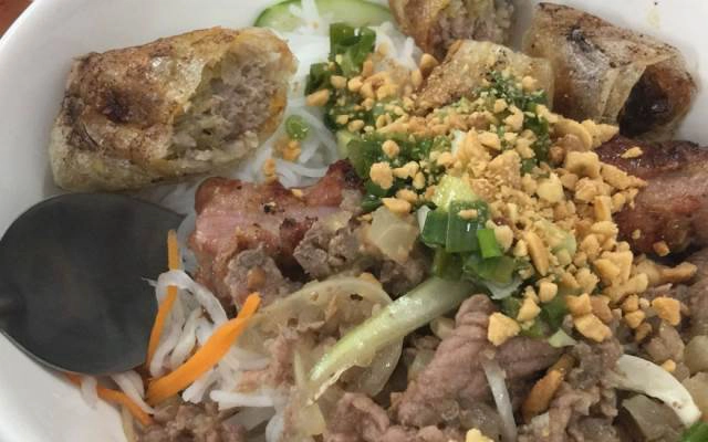 Quán Ăn Mẹt Quán - Cafe, Điểm Tâm Sáng & Cơm Trưa