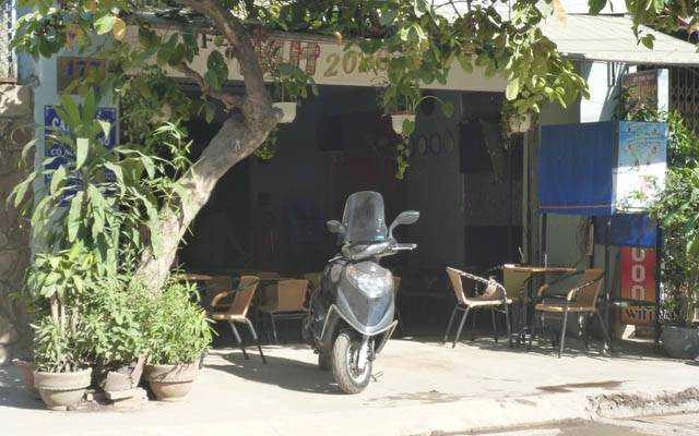 MH 2000 Cafe