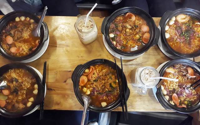 Quán Ăn Mì Cay Seoul - Đường Số 17A