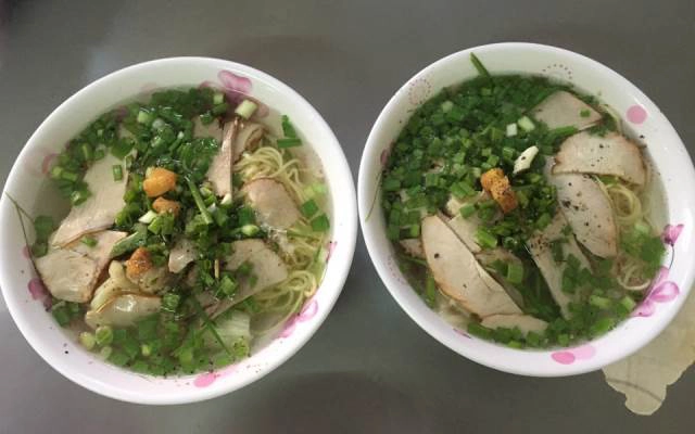 Quán Ăn Mì Hoành Thánh, Hủ Tiếu & Phở
