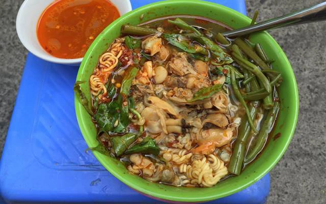 Quán Ăn Mì Ốc Hến Dì Lan - Ngô Văn Sở