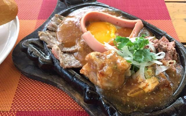Quán Ăn Mì Ốp La Gà Vàng