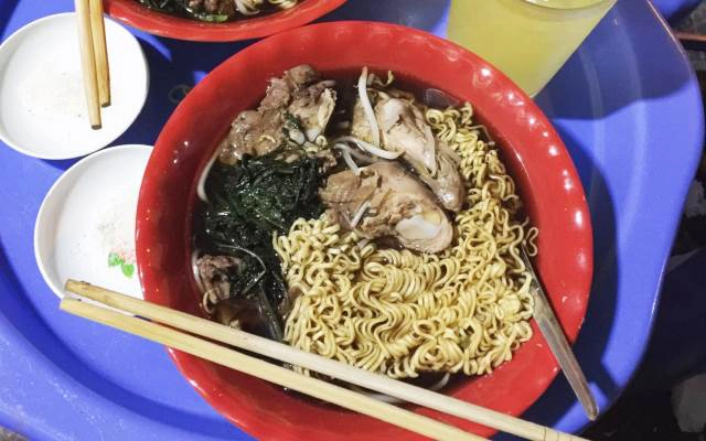 Quán Ăn Mì Phở Xào & Mì Gà Tần - Cầu Am
