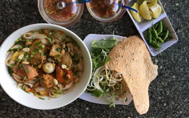 Quán Ăn Mì Quảng, Bánh Canh & Bún Chả Cá - Gò Xoài
