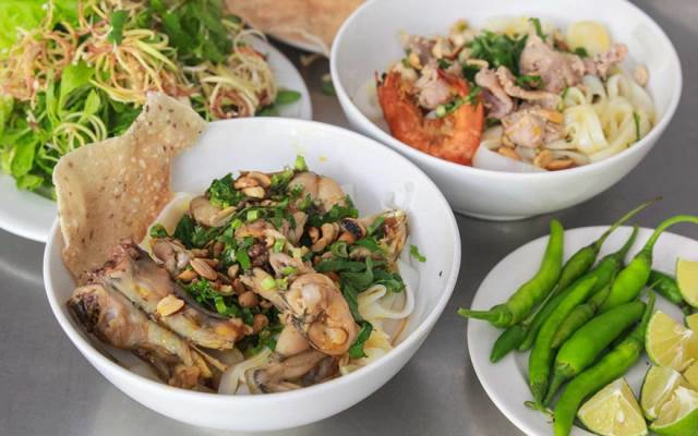 Quán Ăn Mì Quảng Bích - Phạm Tu