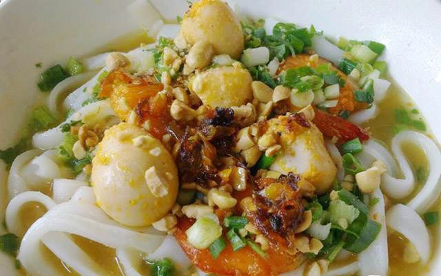 Quán Ăn Mì Quảng Cô Hường