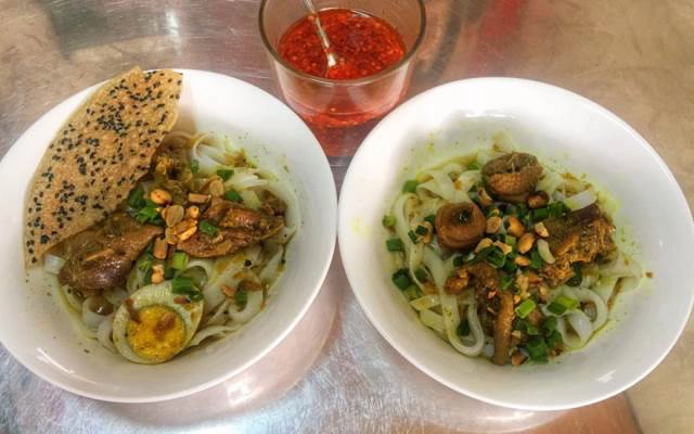 Quán Ăn Mì Quảng Gà Ta, Tôm & Thịt