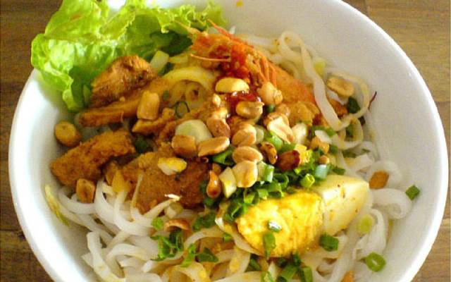 Quán Ăn Mì Quảng - Phan Xích Long