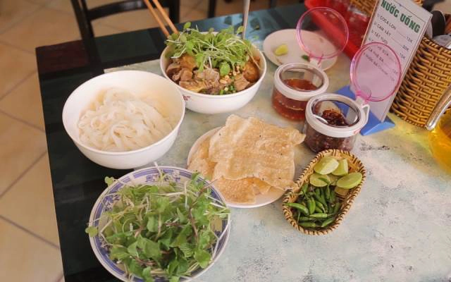 Quán Ăn Mì Quảng Quỳnh Khương