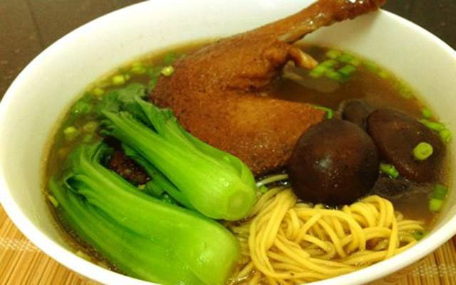 Quán Ăn Mì Vịt Tiềm 126 - Trần Bình Trọng