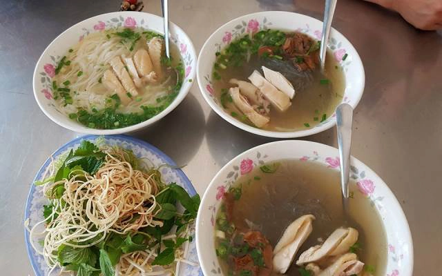 Quán Ăn Sơn Nga Phở Gà - Nguyễn Đình Chiểu