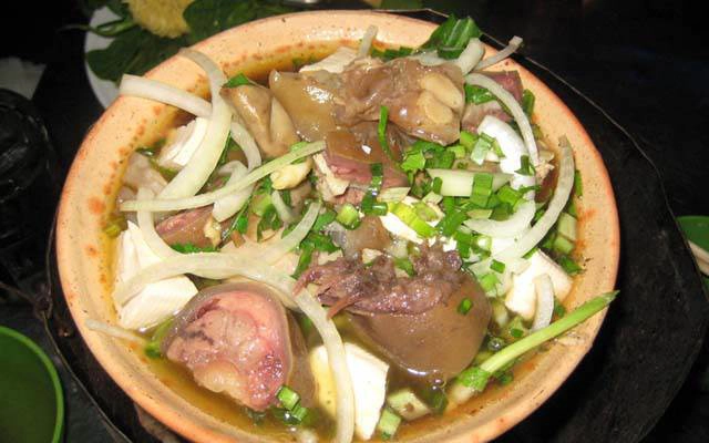 Quán Ăn Minh Châu - Lẩu Đuôi Bò