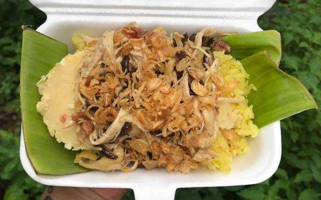 Minh Châu - Xôi, Bánh Mì & Đồ Ăn Vặt
