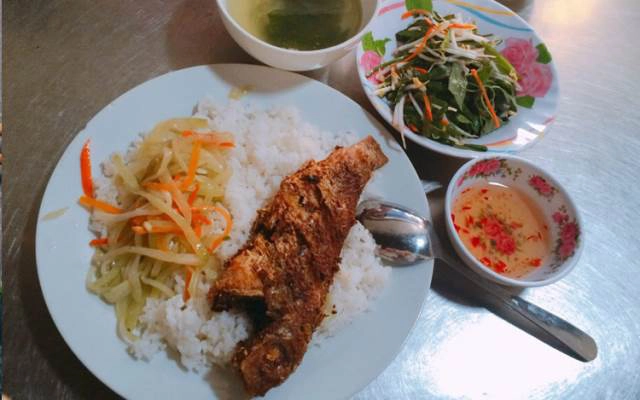 Quán Ăn Minh Tuyết - Cơm & Coffee