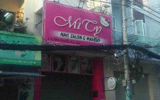 Mity Nail Salon & Makeup