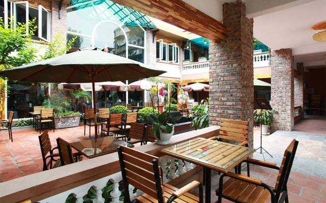 Molstar Cafe - Lê Thanh Nghị