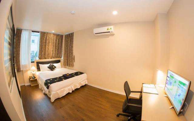 Momizi Business Hotel