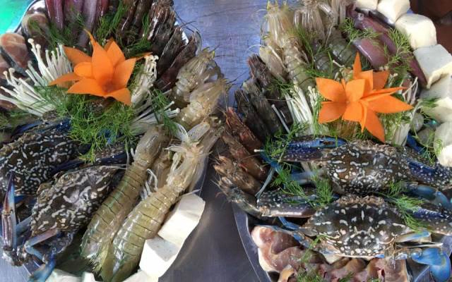 Mon Mon - Seafood & Hot Pot