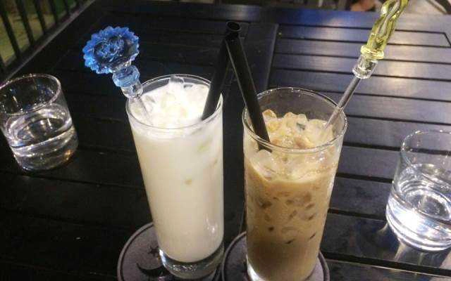Moom Cafe