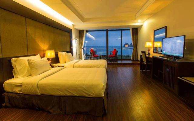 Moon Bay Hạ Long Hotel