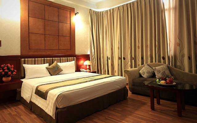 Moon View Hotel - Cửa Bắc