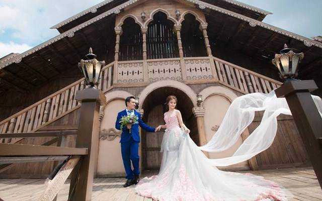Moon Wedding