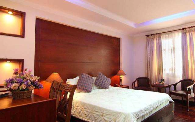 Moonlight Hotel