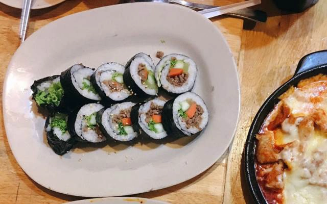 Nhà Hàng Mr Kimbap