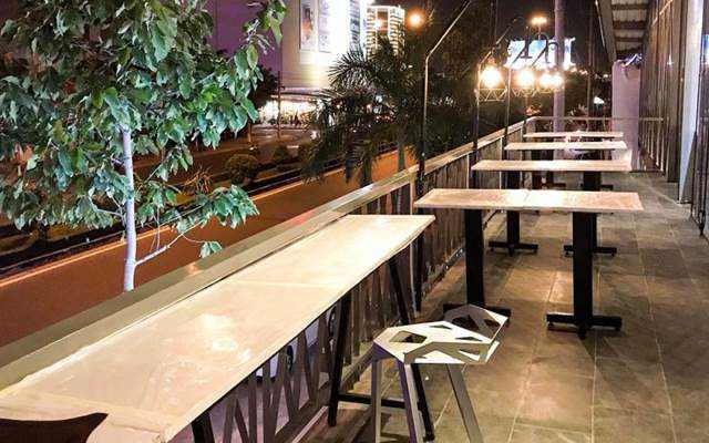 MrBin Coffee Lounge