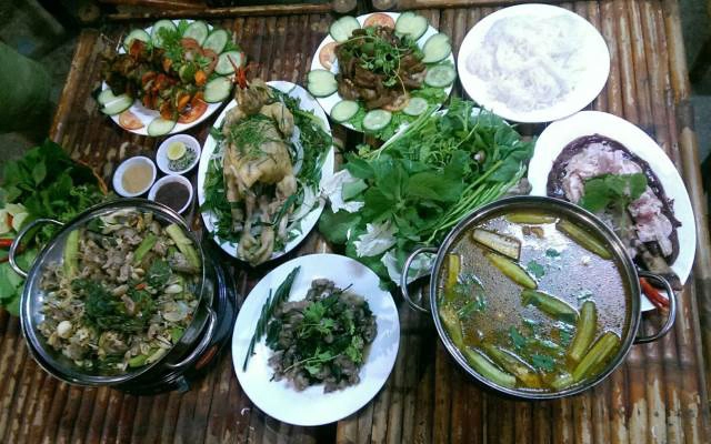 Quán Ăn Mười Hương - Món Ăn Dân Tộc
