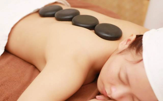 Mỹ Viện Callalily - Massage Body Tinh Dầu