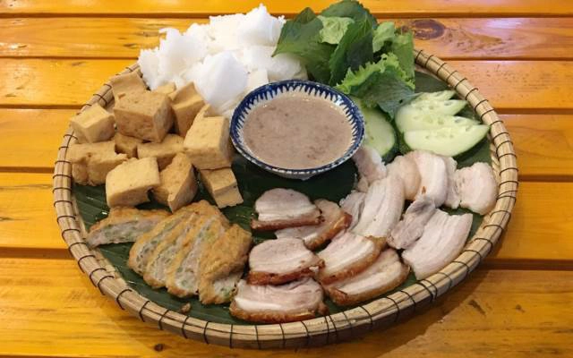 Quán Ăn Nam Vịt - Cháo Lòng & Bún Đậu
