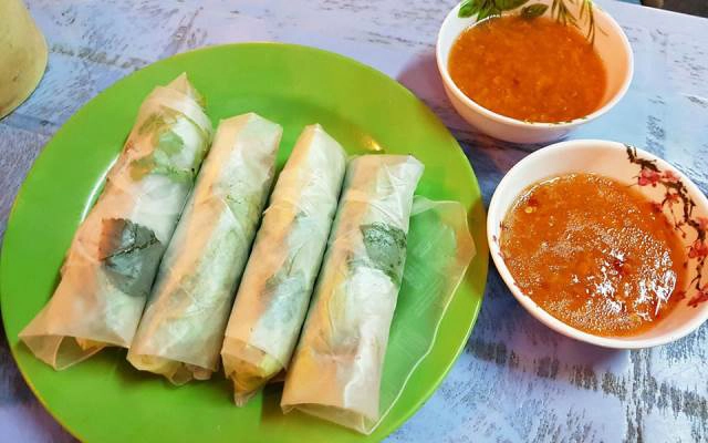 Quán Ăn Nem Nướng Cuốn Sẵn - Thống Nhất
