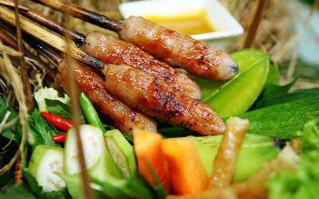 Quán Ăn Nem Nướng - Lê Lợi