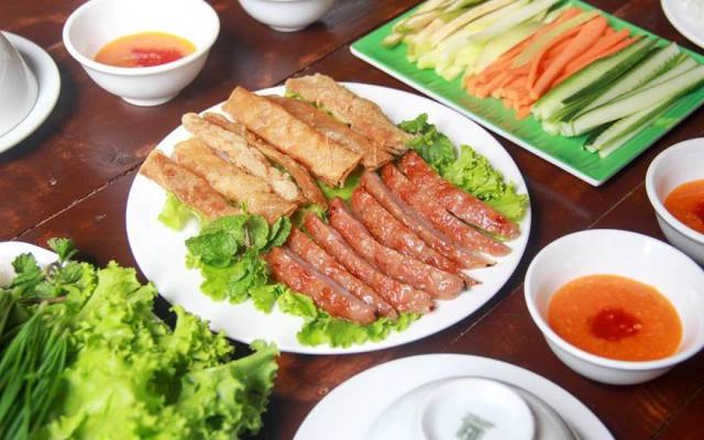 Quán Ăn Nem Nướng Xuân Dần - Văn Phú