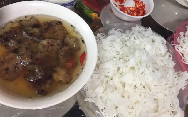 Quán Ăn Nem Vuông Phố Cổ & Bún Chả Nem