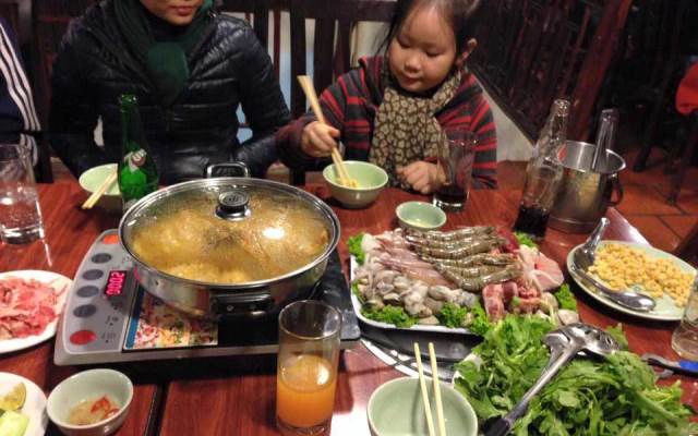 Quán Ăn Ngáo - Lẩu & Nướng