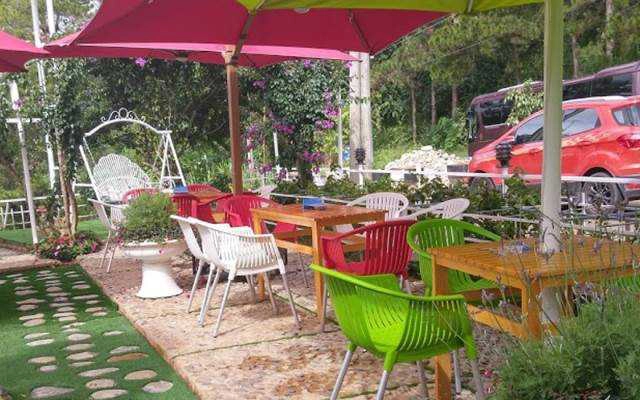 Ngoại Ô Cafe