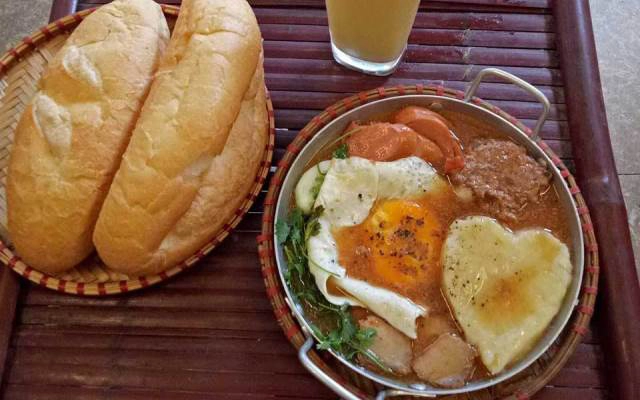 Quán Ăn Ngọc Hân - Bánh Mì Chảo