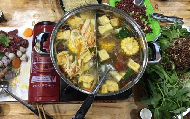Quán Ăn Ngọc Hằng - Bia Hơi & Các Món Nhậu