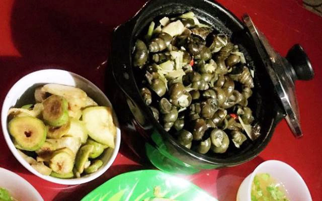 Quán Ăn Ngọc Khuê - Ốc Niêu & Lẩu Hải Sản