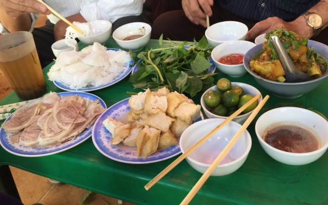 Quán Ăn Ngọc Lâm - Cháo Lòng & Bún Đậu Giả Cầy